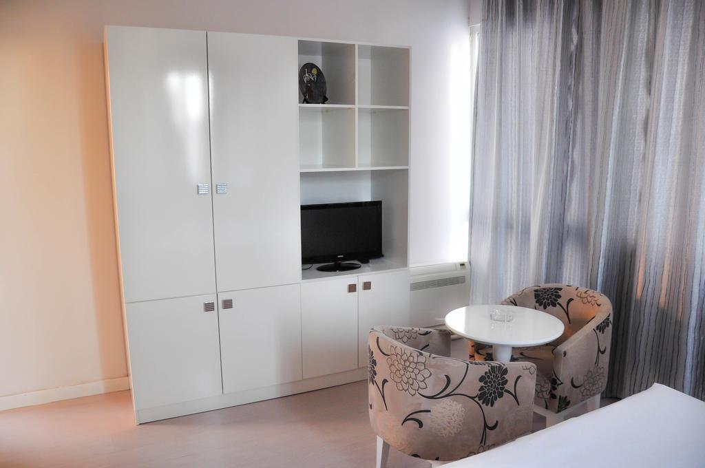 Select City Center Hotel 티라나 객실 사진