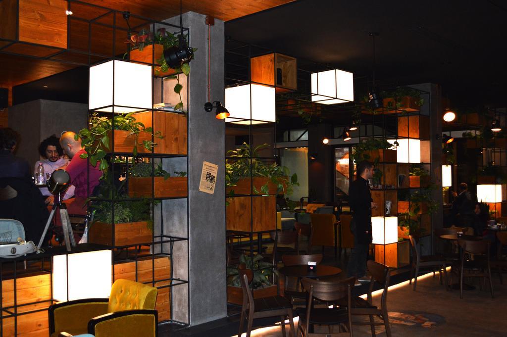 Select City Center Hotel 티라나 외부 사진