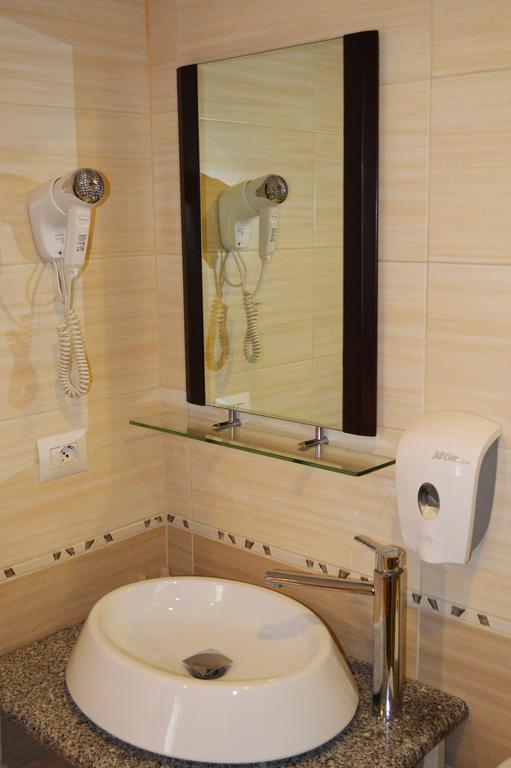 Select City Center Hotel 티라나 객실 사진